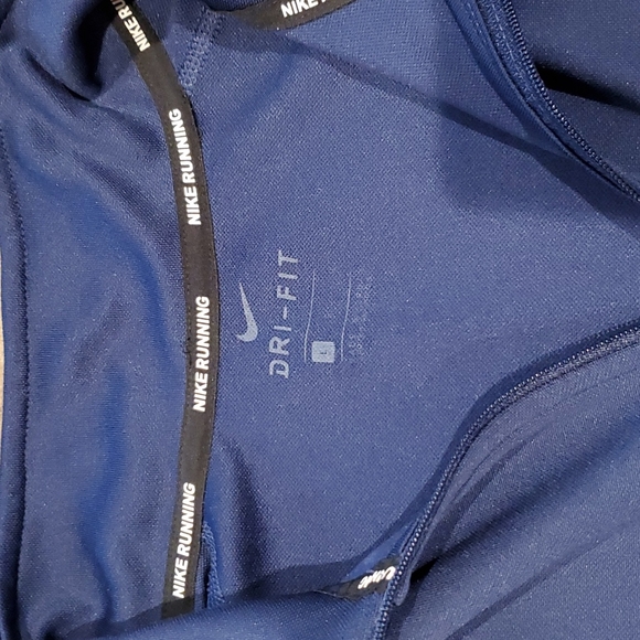Nike Running 1/4 Navy Zip Lightweight Jacket - Picture 3 of 4